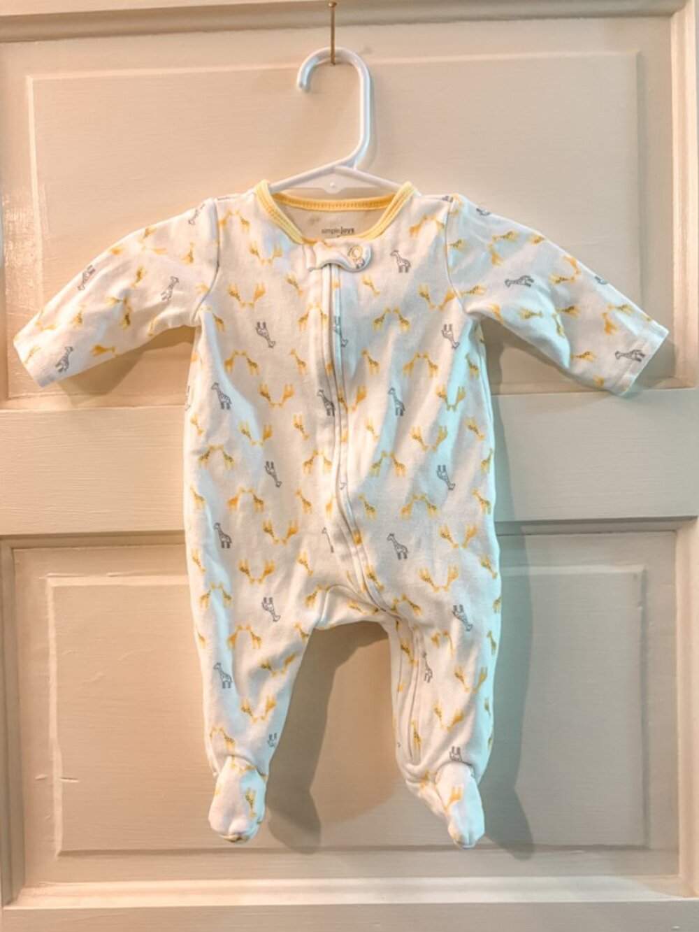 Carter's Giraffe Baby Onesie with Footies (0-3M)